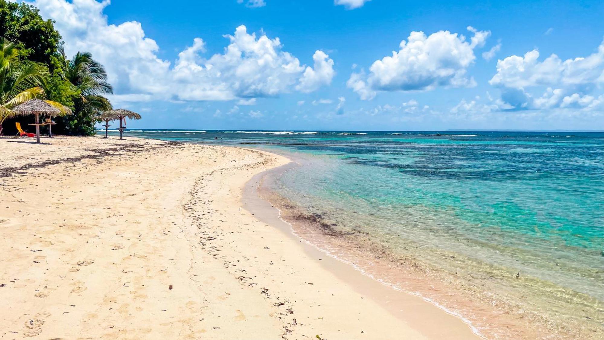 Anse Des Rochers Saint-Francois  Exterior photo